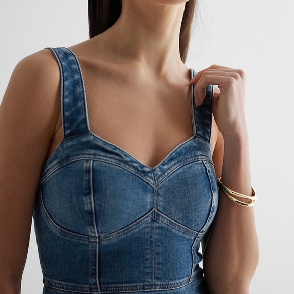 Express Sweetheart Neckline Denim Dress - Picture 4 of 5